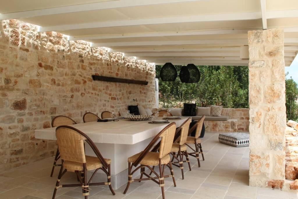 Trullo And Lamia Cinera Cisternino Exterior foto