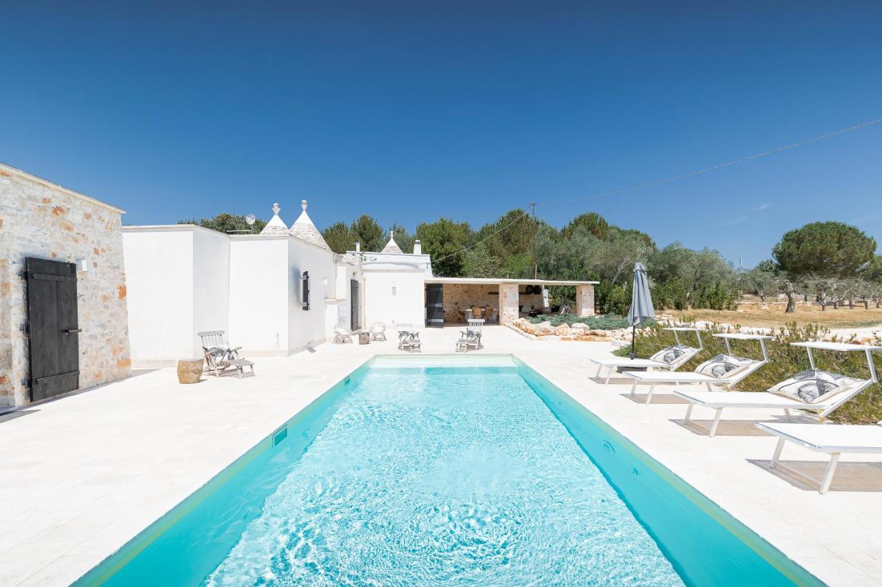Trullo And Lamia Cinera Cisternino Exterior foto