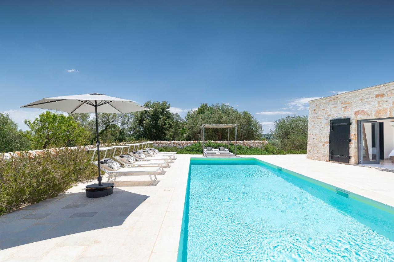 Trullo And Lamia Cinera Cisternino Exterior foto